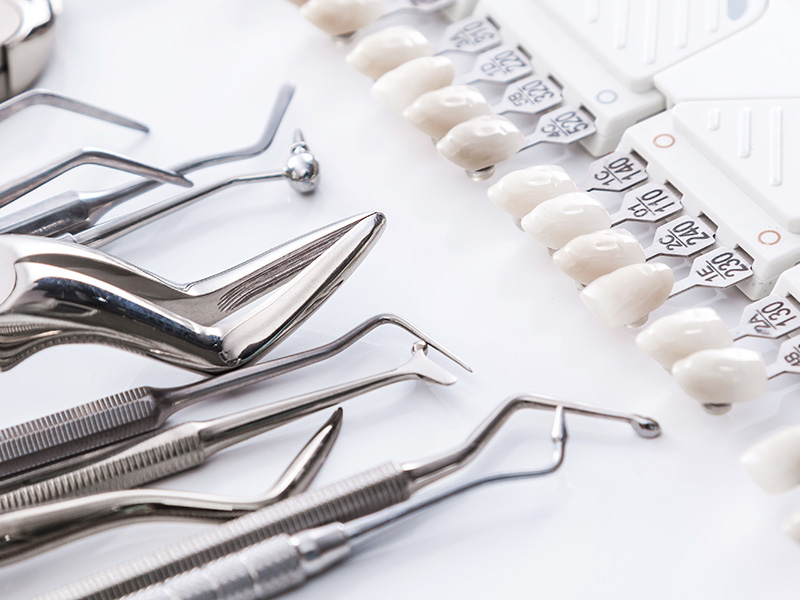 ホワイトニング（オフィス・ホーム）